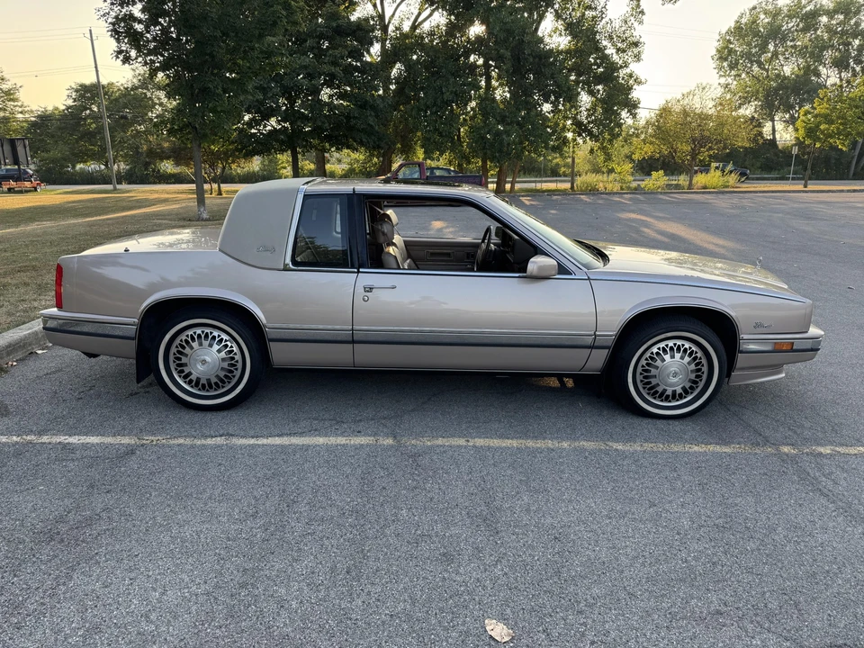 1991 Cadillac Eldorado 11th Gen - Image 11 of 31