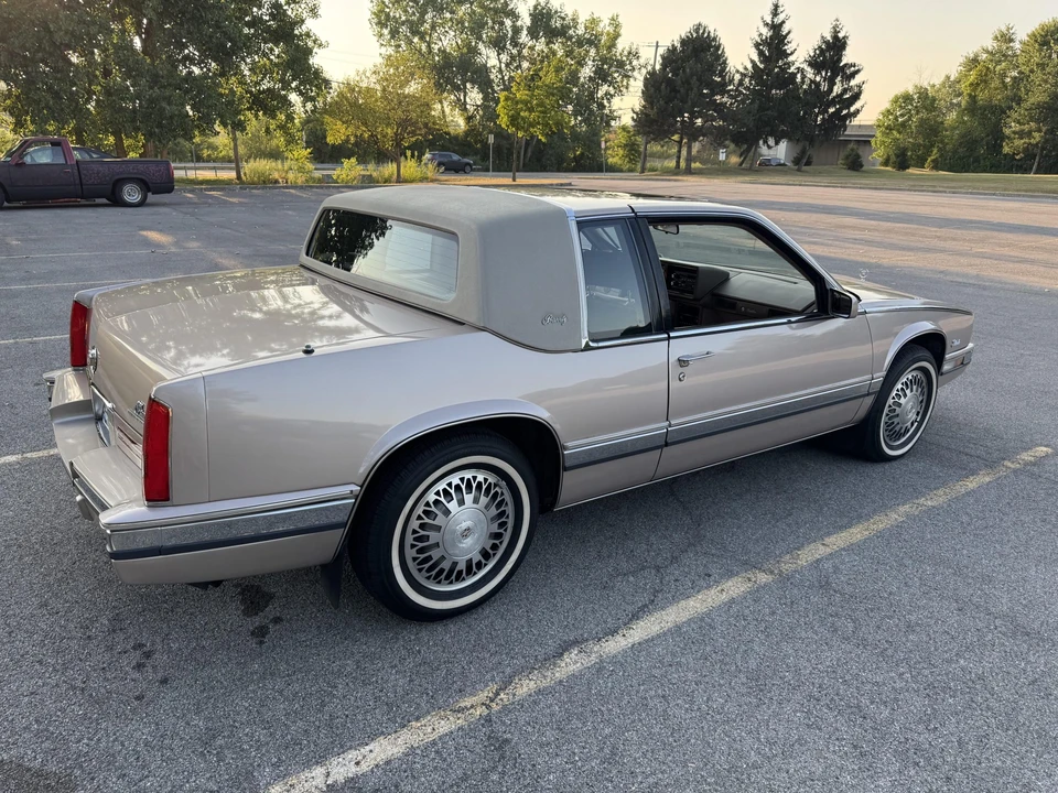 1991 Cadillac Eldorado 11th Gen - Image 10 of 31