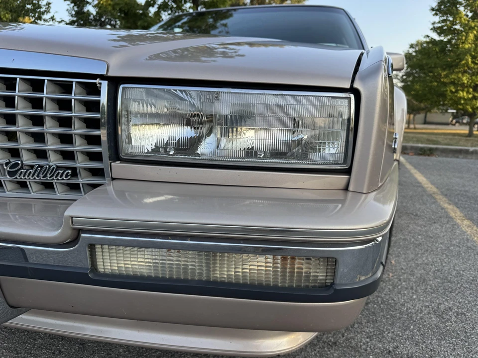 1991 Cadillac Eldorado 11th Gen - Image 23 of 31