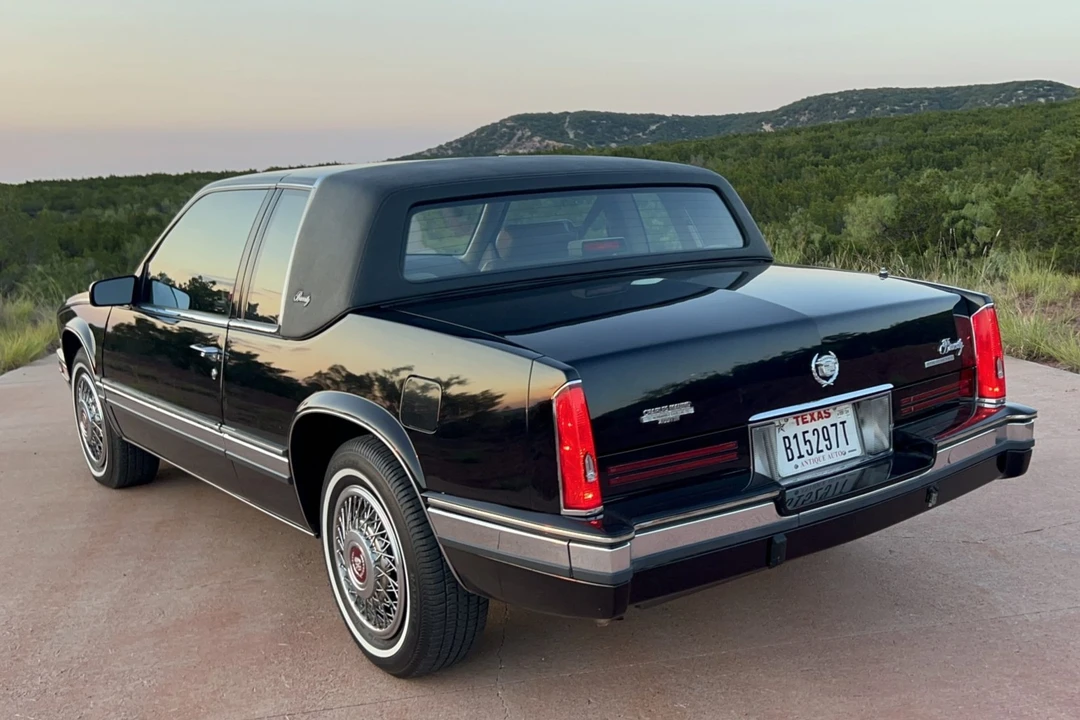 1991 Cadillac Eldorado 11th Gen - Image 12 of 31