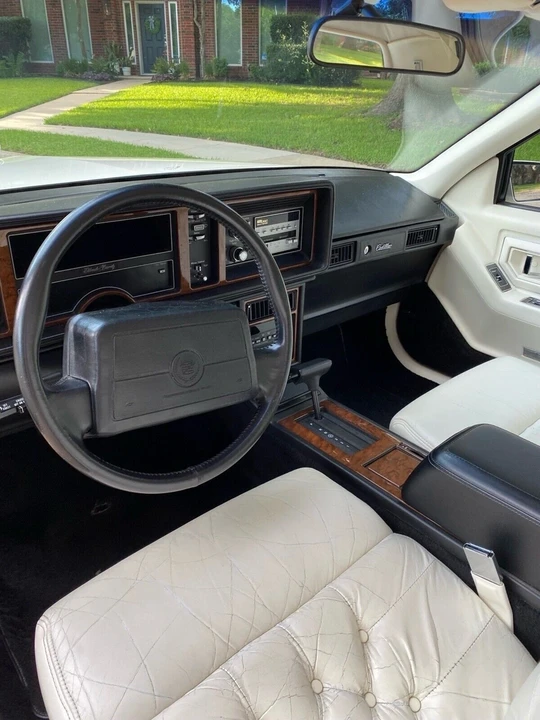 1991 Cadillac Eldorado 11th Gen - Image 13 of 20