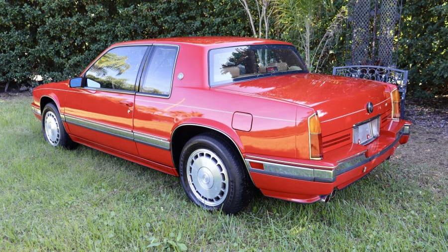 1991 Cadillac Eldorado 12th Gen - Image 9 of 20