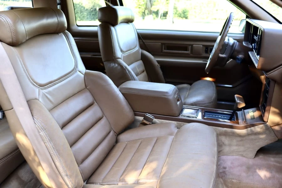 1991 Cadillac Eldorado 12th Gen - Image 15 of 20