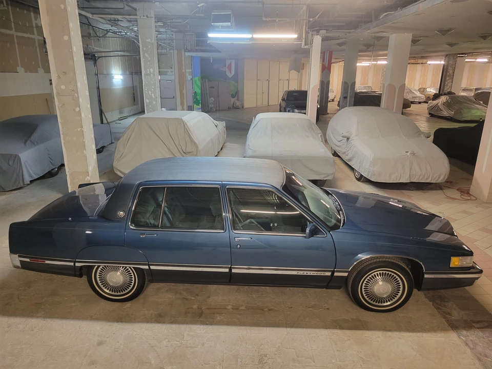 1991 Cadillac Fleetwood - Image 23 of 31