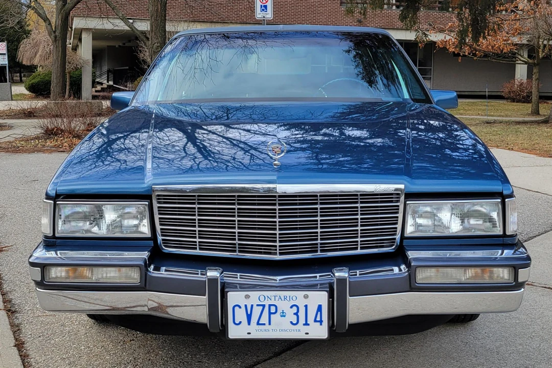 1991 Cadillac Fleetwood - Image 3 of 31