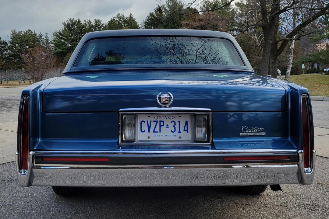 1991 Cadillac Fleetwood - Image 5 of 31