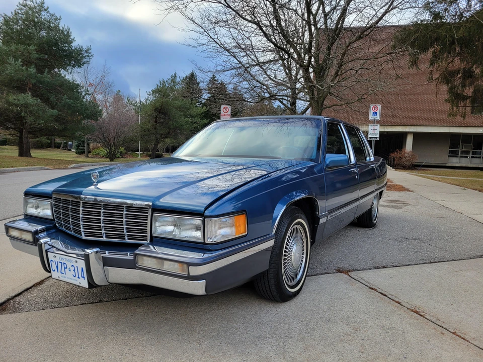 1991 Cadillac Fleetwood - Image 9 of 31