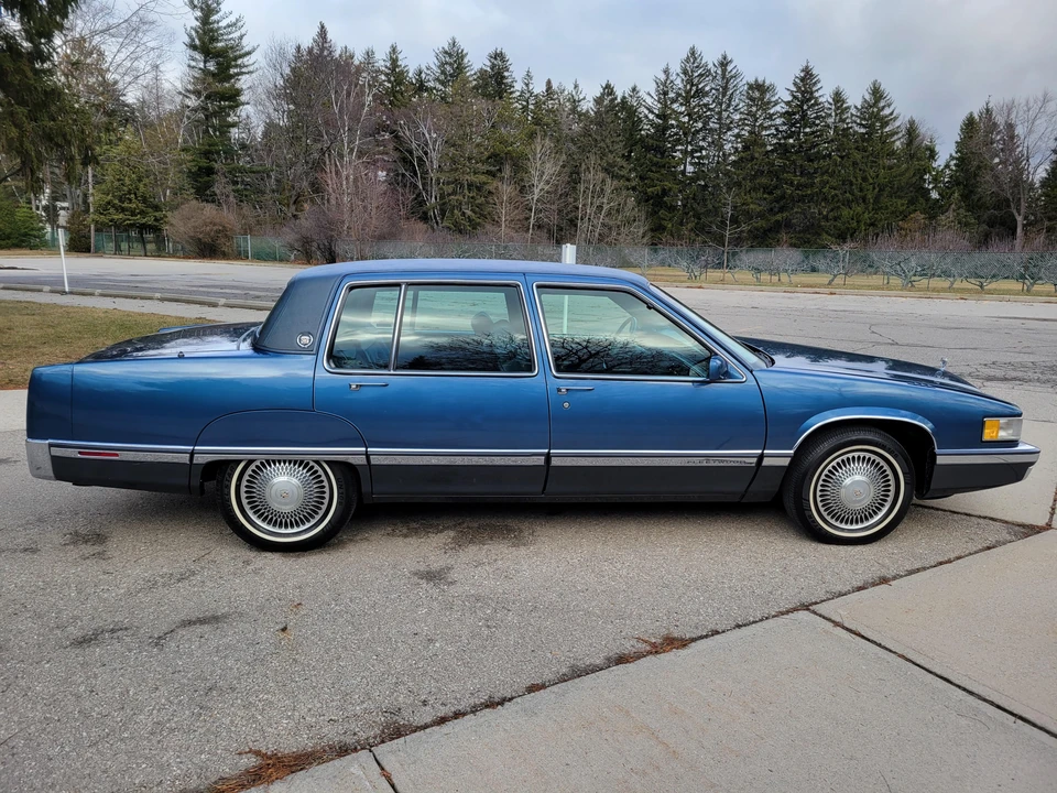 1991 Cadillac Fleetwood - Image 21 of 31