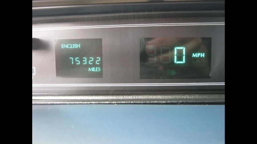 1991 Cadillac Fleetwood - Image 14 of 20