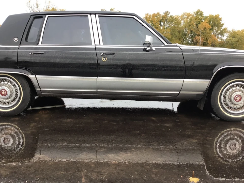 1991 Cadillac Fleetwood - Image 4 of 21