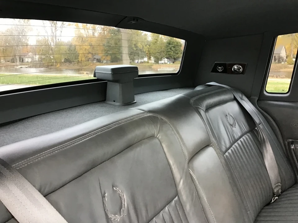 1991 Cadillac Fleetwood - Image 20 of 21