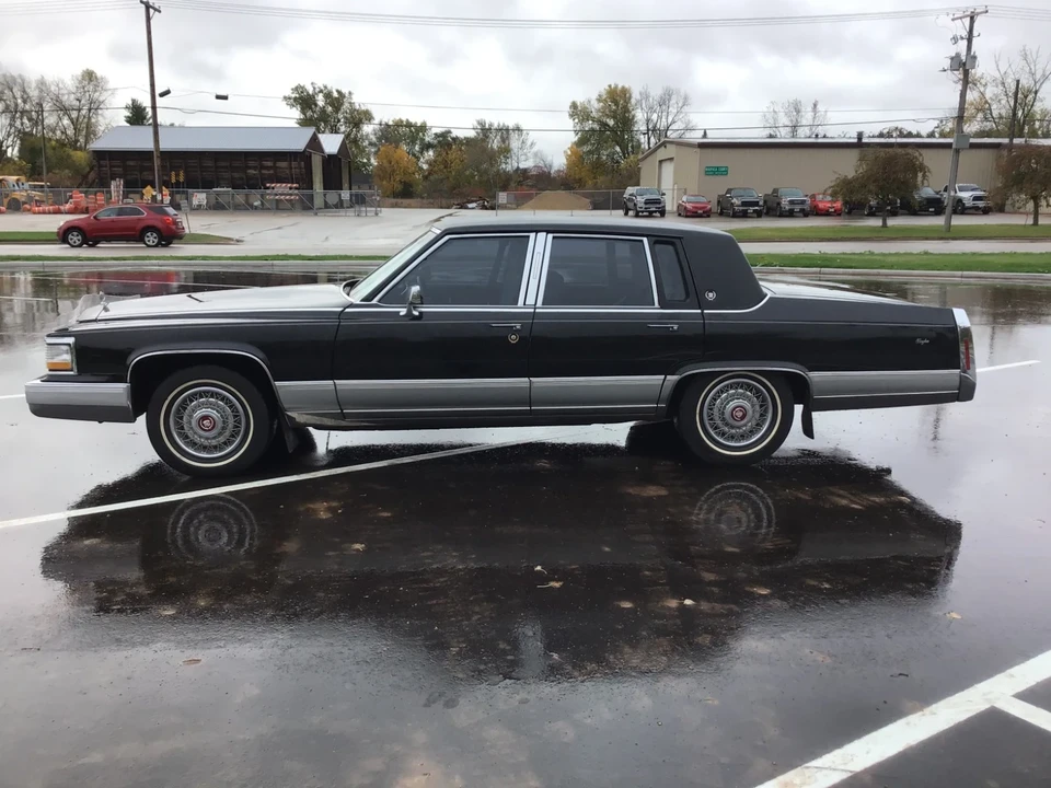 1991 Cadillac Fleetwood - Image 3 of 21