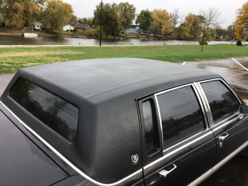 1991 Cadillac Fleetwood - Image 13 of 21