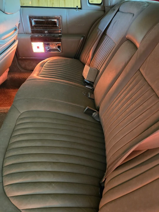 1991 Cadillac Fleetwood - Image 14 of 21