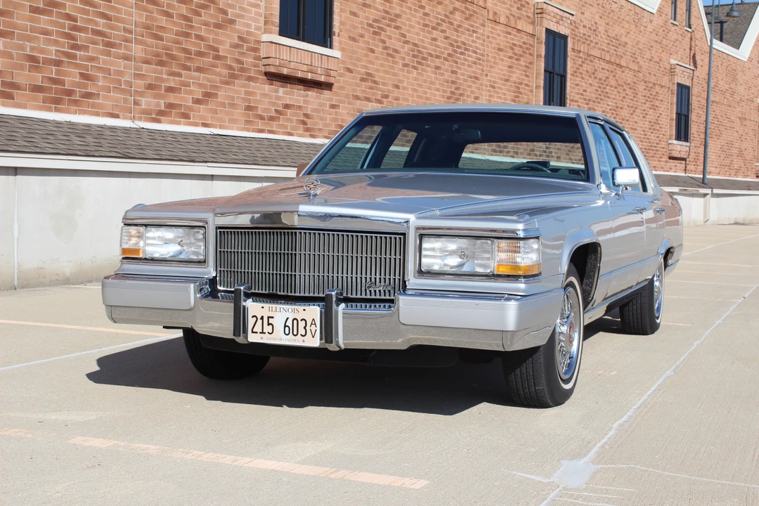 1991 Cadillac Fleetwood - Image 6 of 31