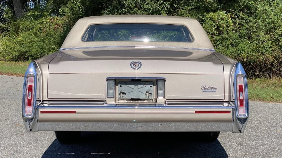 1991 Cadillac Brougham - Image 7 of 8