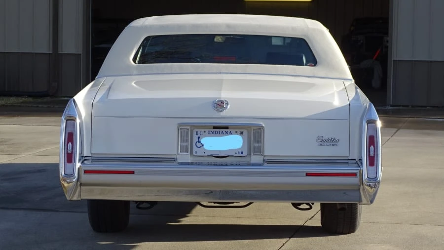 1991 Cadillac Brougham - Image 8 of 10