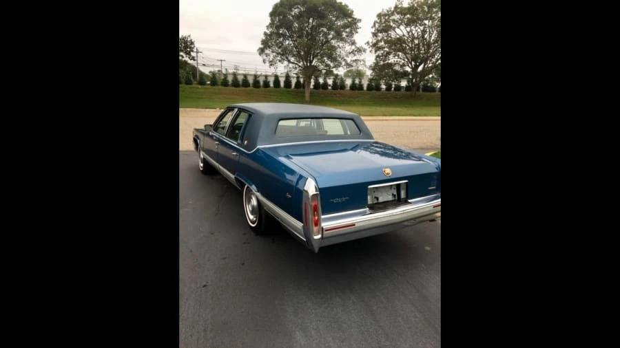1991 Cadillac Brougham - Image 2 of 8
