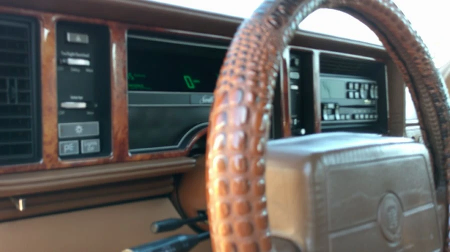 1991 Cadillac Seville - Image 21 of 31