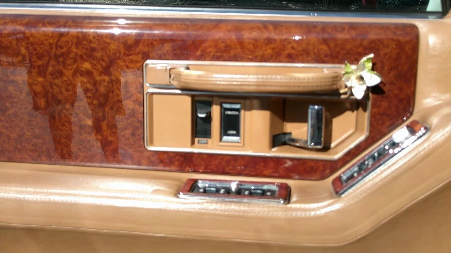 1991 Cadillac Seville - Image 20 of 31