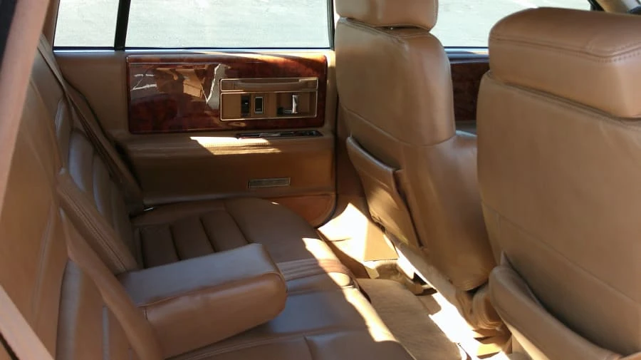 1991 Cadillac Seville - Image 17 of 31