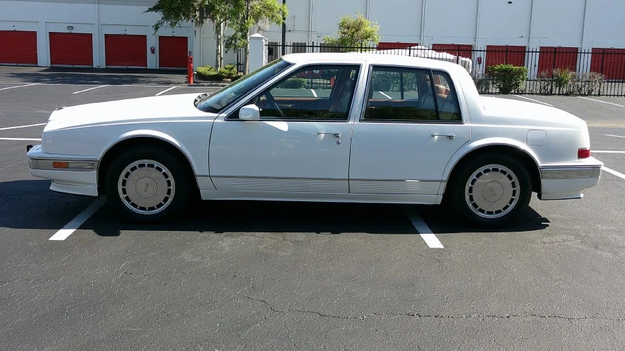 1991 Cadillac Seville - Image 2 of 31
