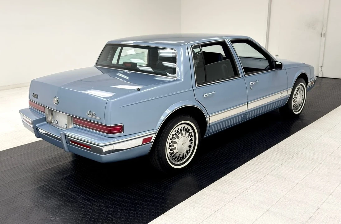 1991 Cadillac Seville - Image 5 of 12