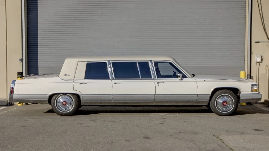 1991 Cadillac Brougham - Image 2 of 13
