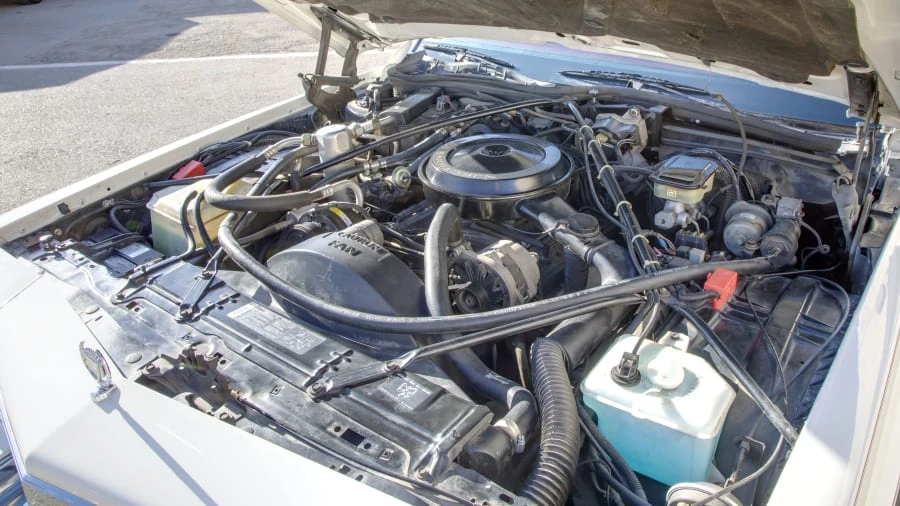 1991 Cadillac Brougham - Image 3 of 13