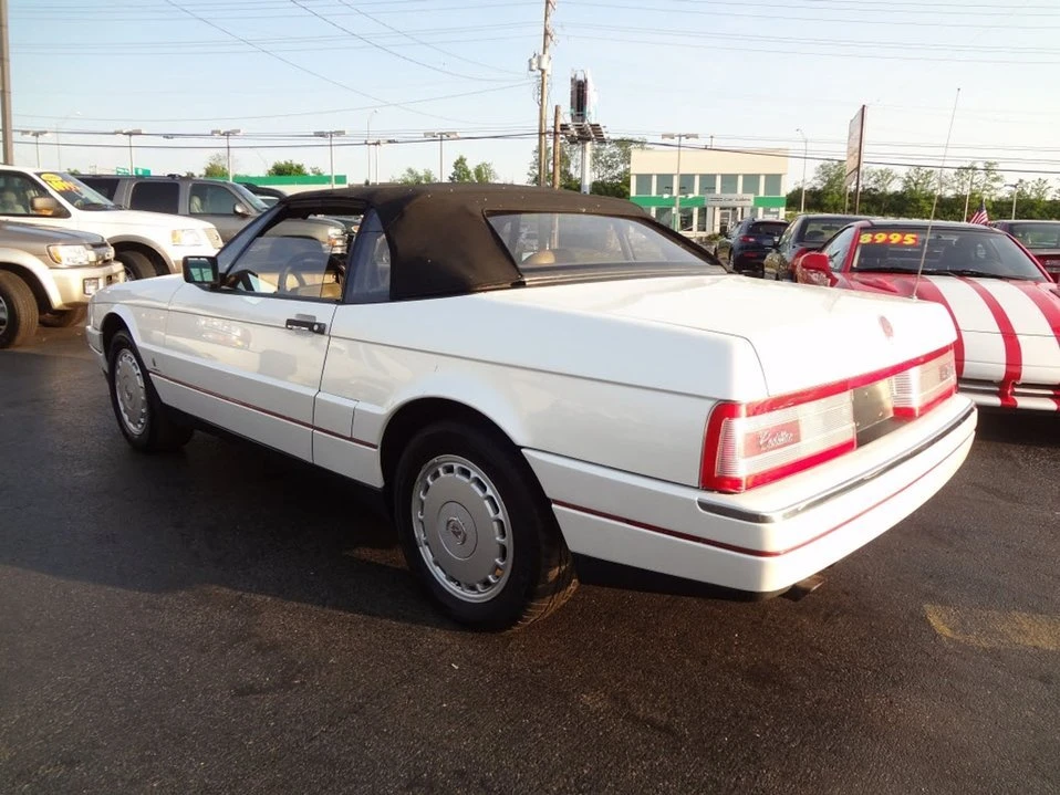 1991 Cadillac Allante - Image 9 of 16