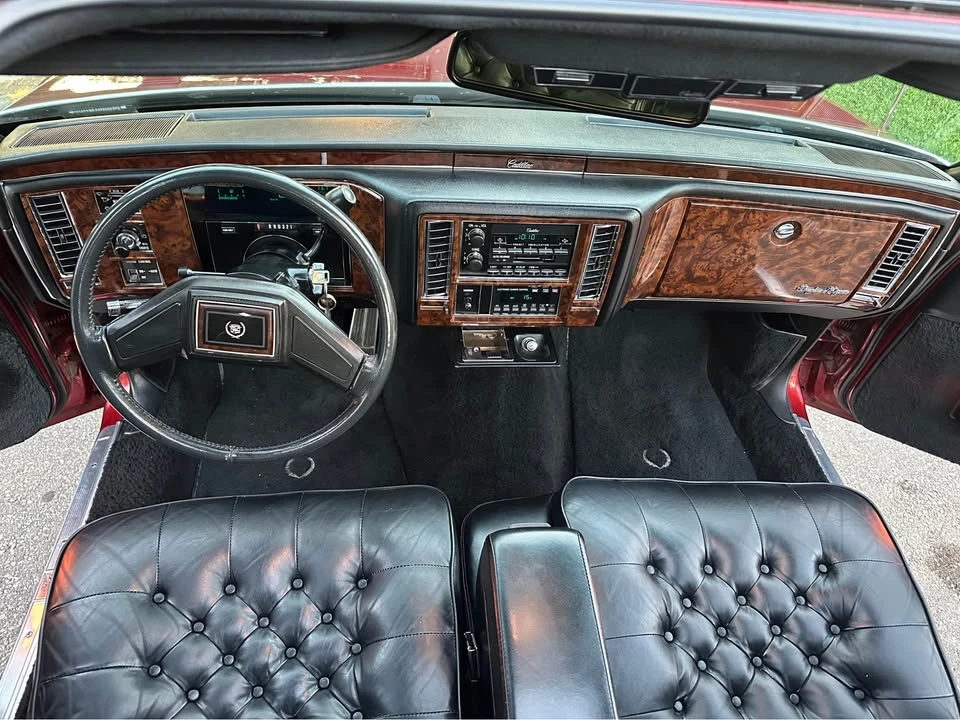 1991 Cadillac Brougham - Image 12 of 17
