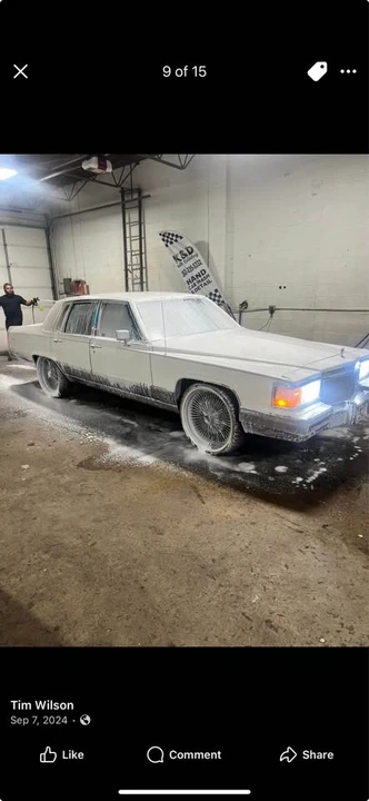 1991 Cadillac Brougham - Image 9 of 15