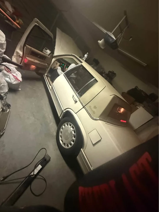 1991 Cadillac DeVille 6th Gen - Image 2 of 2