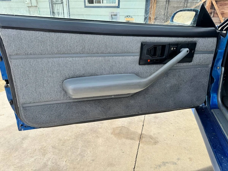 1991 Chevrolet Camaro 3rd Gen - Image 6 of 14