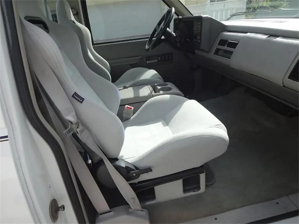 1991 Chevrolet C/K 4th Gen - Image 20 of 31