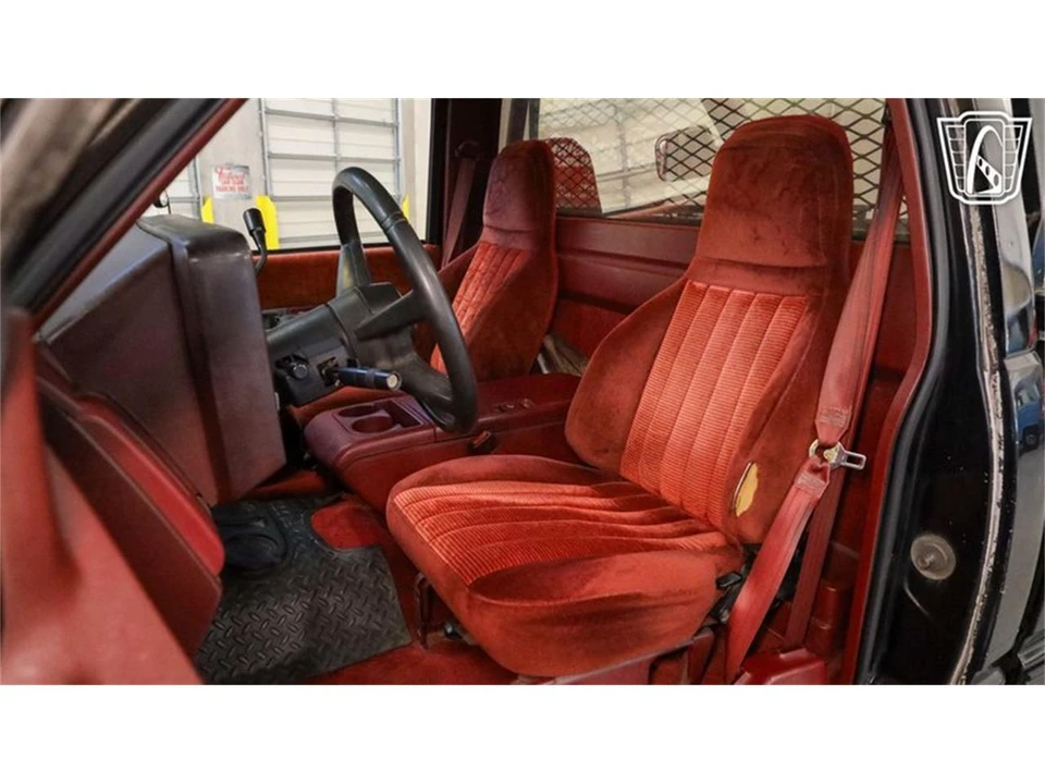 1991 Chevrolet C/K 4th Gen - Image 11 of 31