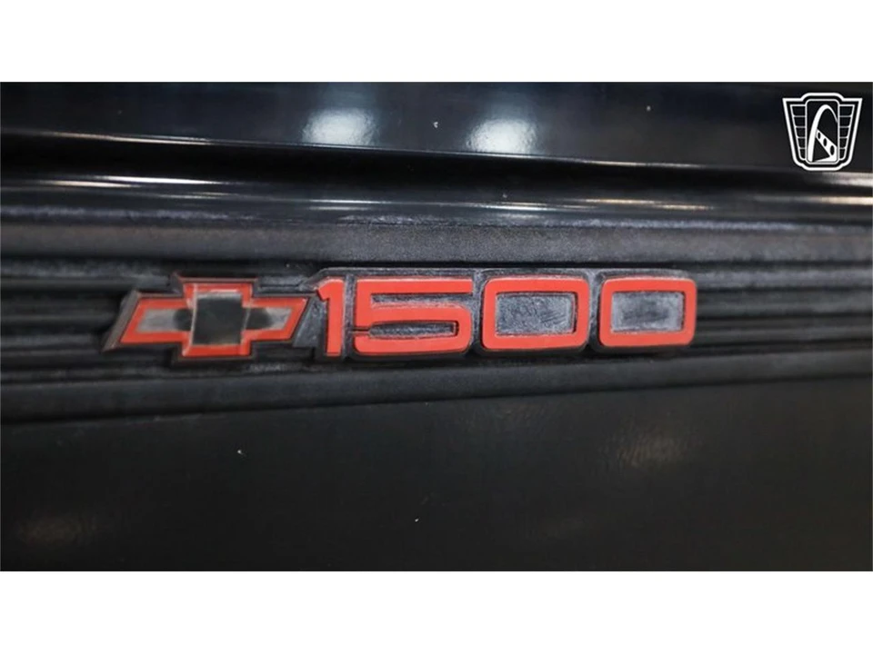 1991 Chevrolet C/K 4th Gen - Image 8 of 31