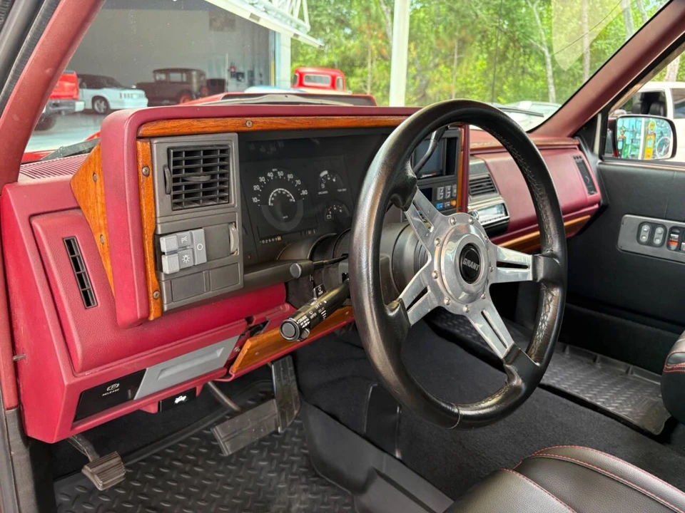 1991 Chevrolet C/K 4th Gen - Image 22 of 31