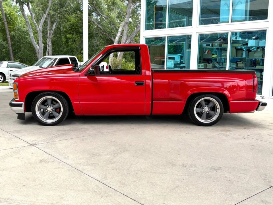 1991 Chevrolet C/K 4th Gen - Image 10 of 31