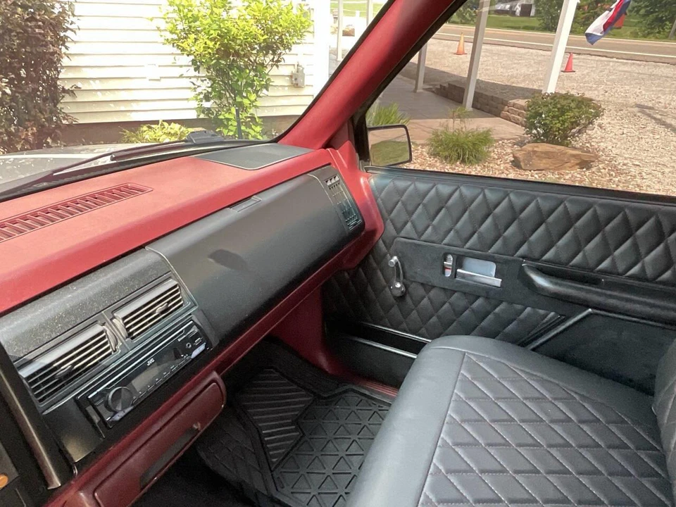 1991 Chevrolet C/K 4th Gen - Image 29 of 31