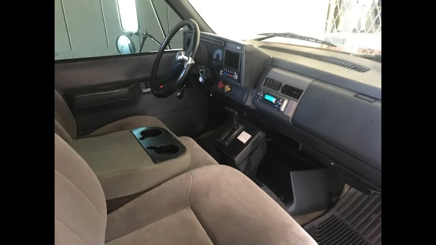 1991 Chevrolet C/K 4th Gen - Image 5 of 10