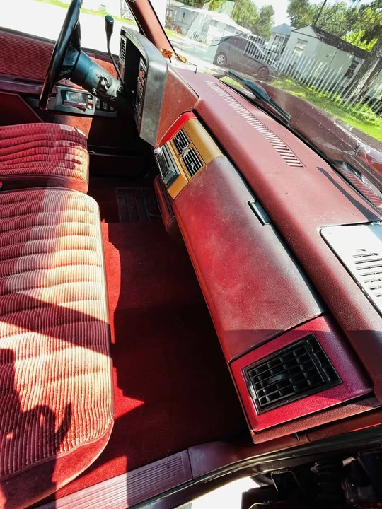 1991 Chevrolet C/K - Image 18 of 20