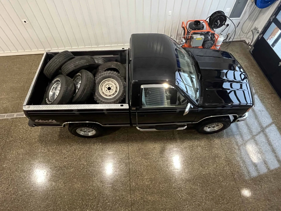 1991 Chevrolet C/K 4th Gen - Image 15 of 31