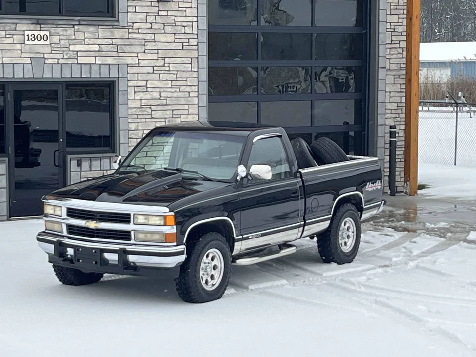 1991 Chevrolet C/K 4th Gen - Image 2 of 31