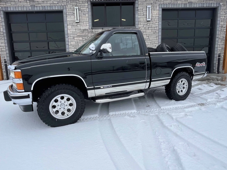 1991 Chevrolet C/K 4th Gen - Image 3 of 31