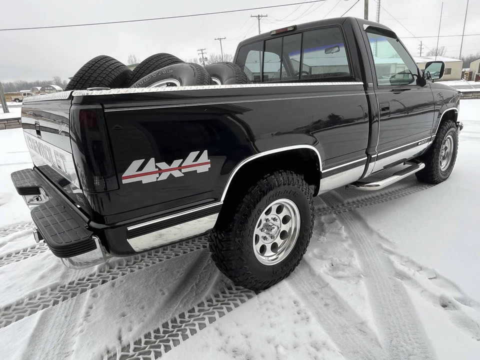 1991 Chevrolet C/K 4th Gen - Image 6 of 31