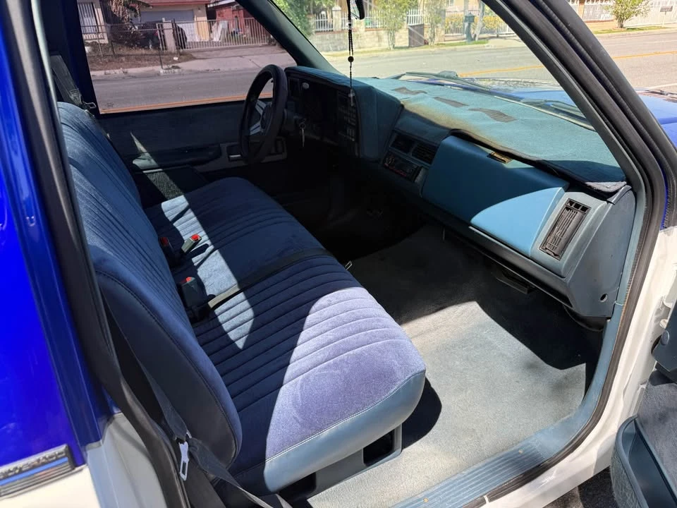 1991 Chevrolet C/K 4th Gen - Image 11 of 12