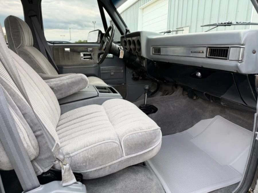 1991 Chevrolet C/K 4th Gen - Image 14 of 29