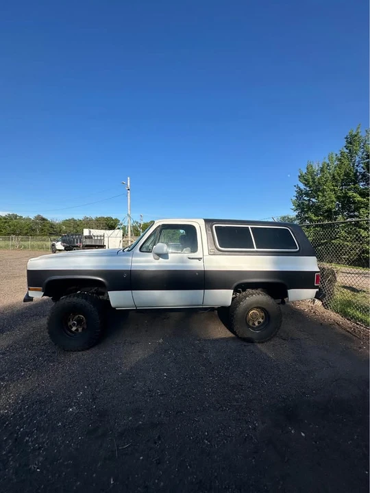 1991 Chevrolet Blazer - Image 2 of 20