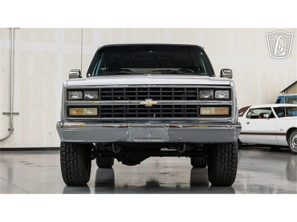 1991 Chevrolet K5 Blazer 2nd Gen - Image 29 of 31